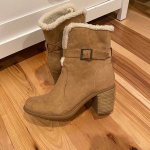 Fur lined booties